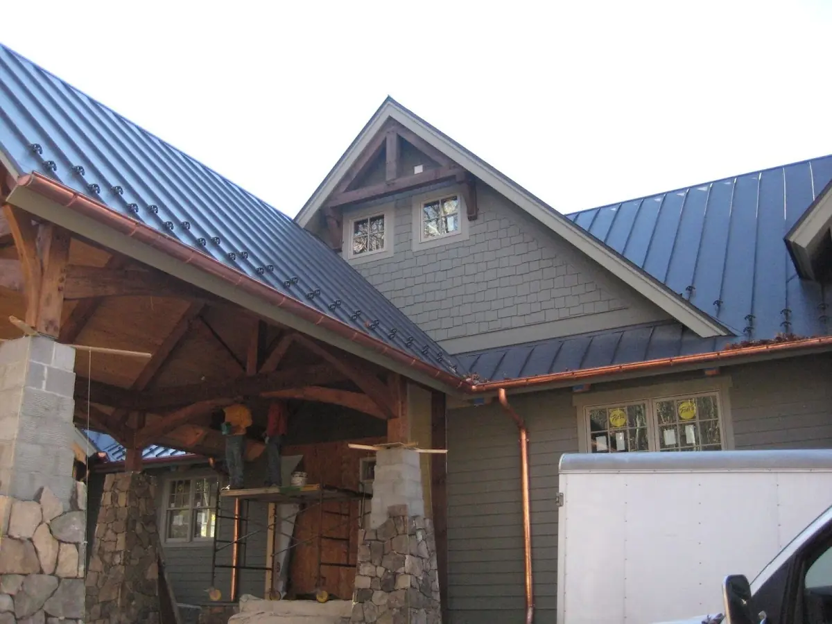 Craftsman Roofing team delivering quality roofing work in Carmichael Colony